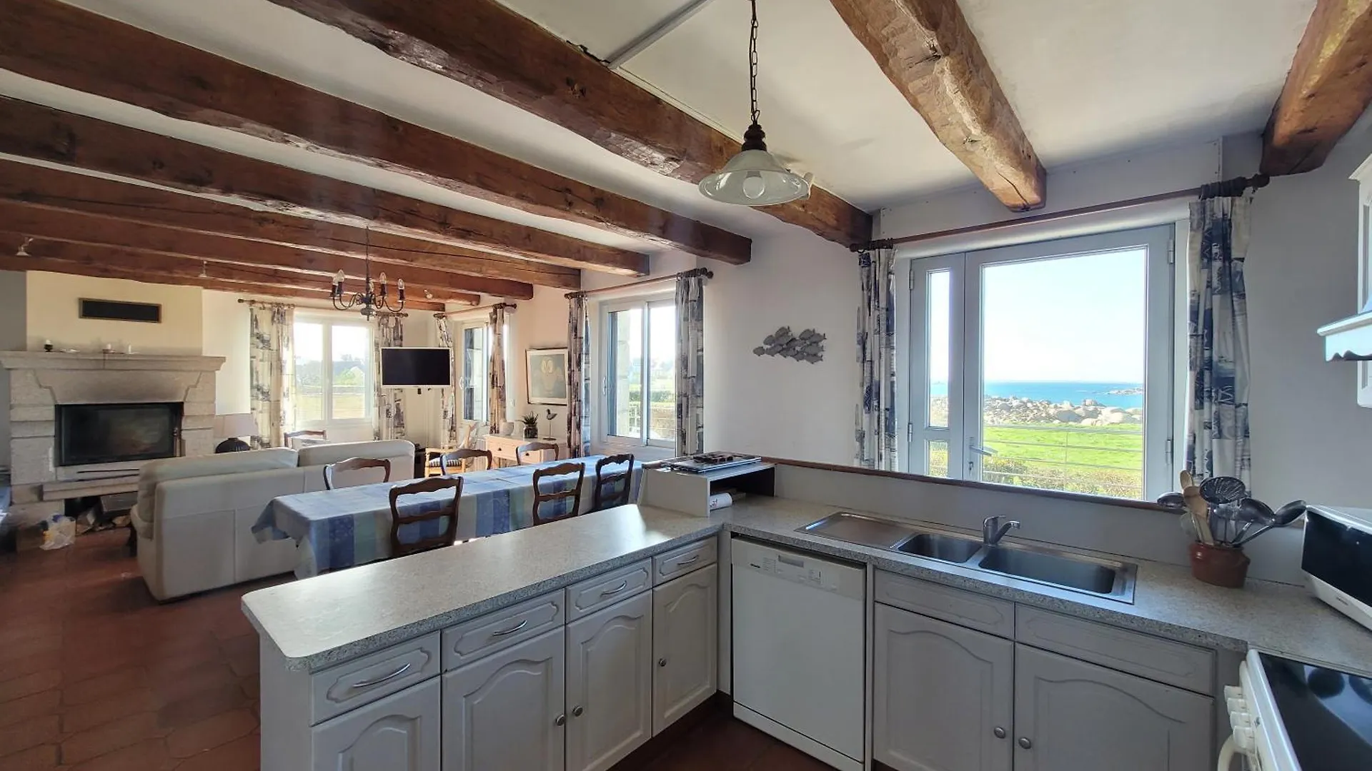 Maison Reposante Face A La Mer Avec Acces Plage Plouescat
